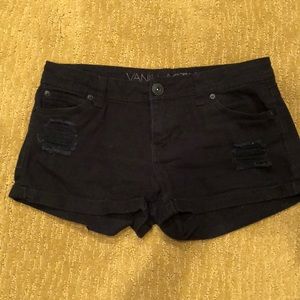VanillaStar black shorts.